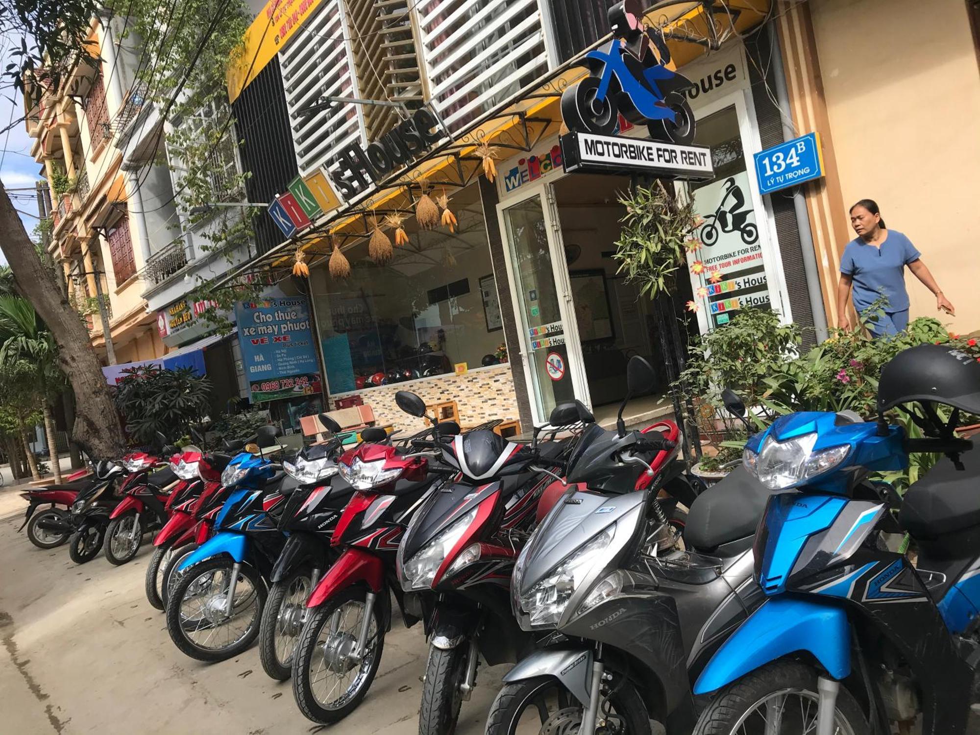 ハザン Kiki'S House And Motorbike For Rentホステル エクステリア 写真